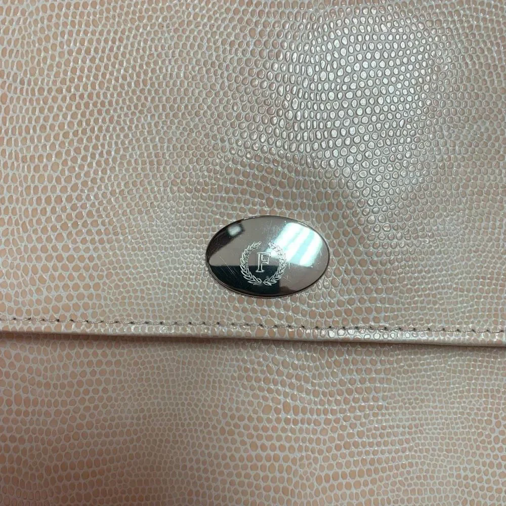 Pottery Barn Wolf Ladies Light Pink Fold-Over Closure Jewelry Portfolio